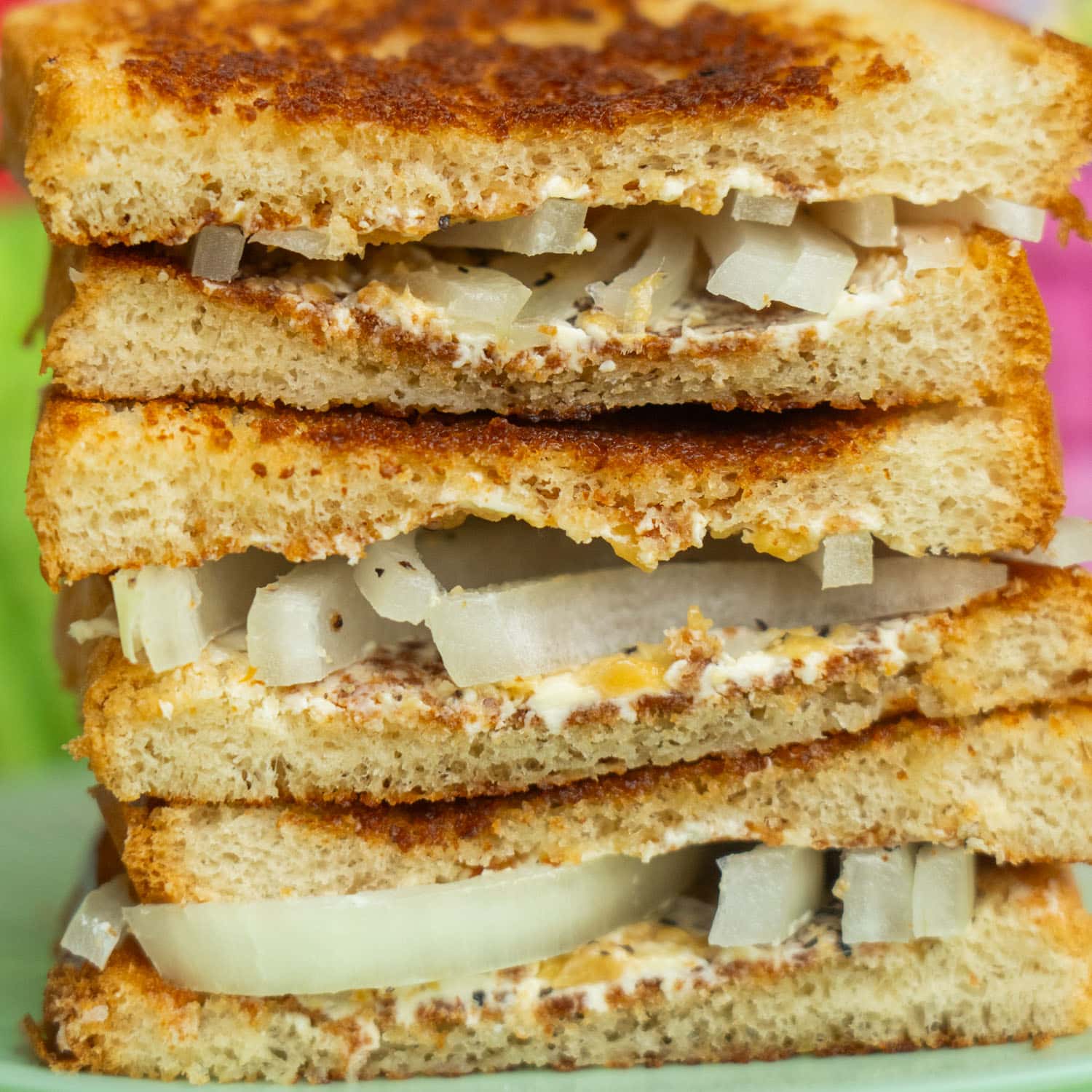 The Perfect Onion Sandwich: Simple Ingredients, Ultimate Flavor